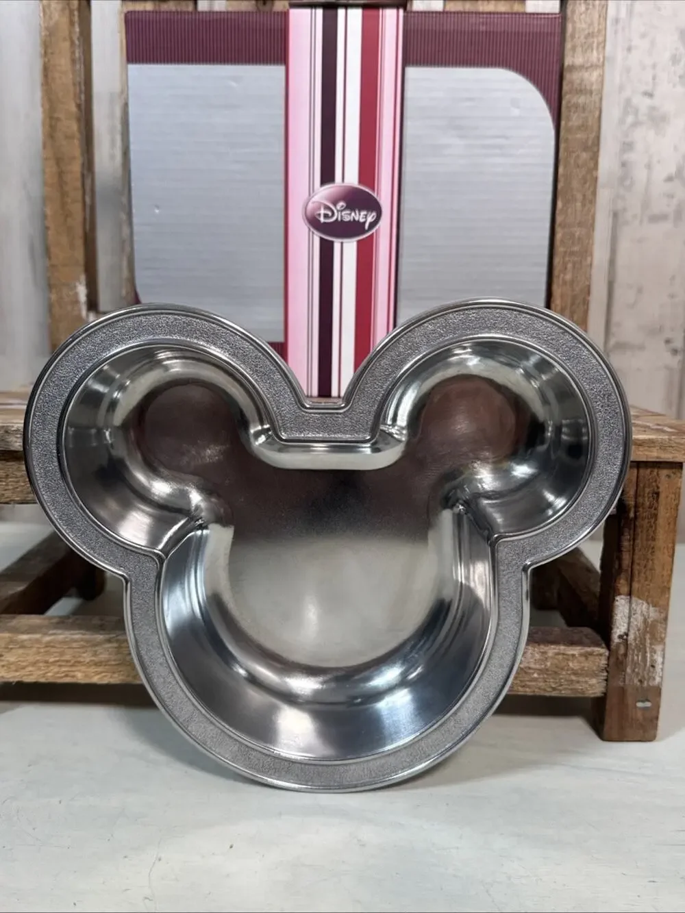 Vintage Disney Iconic Mickey Mouse Ears Metal Silver Bowl New In Box